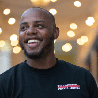 Alex Nemo Hanse chats about starting ugly in freelance and his company, Foolies, on The Talk Freelance To Me Podcast with Ashley Cisneros Mejia