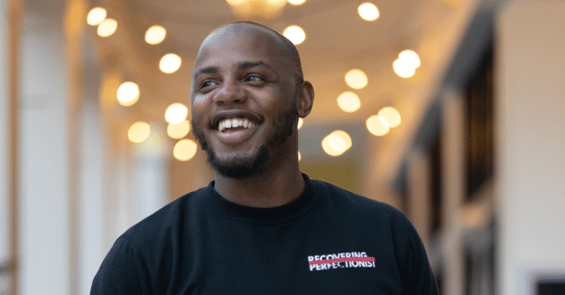 Alex Nemo Hanse chats about starting ugly in freelance and his company, Foolies, on The Talk Freelance To Me Podcast with Ashley Cisneros Mejia